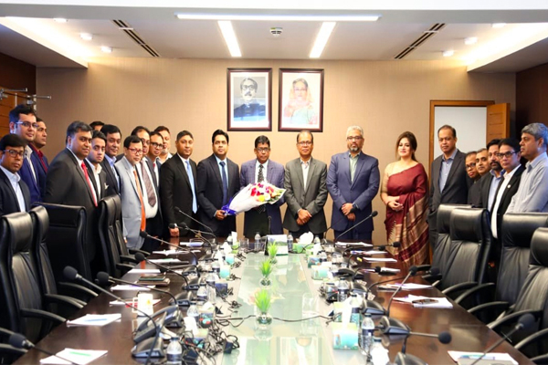 পুঁজিবাজারকে ব্র্যান্ডিং করতে হবে