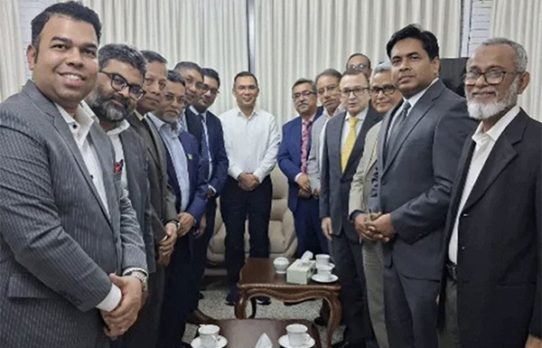 বিনিয়োগকারীর আস্থা ফেরাতে শেয়ারবাজারে সংস্কার করবেন বিএনপি: তারেক রহমান