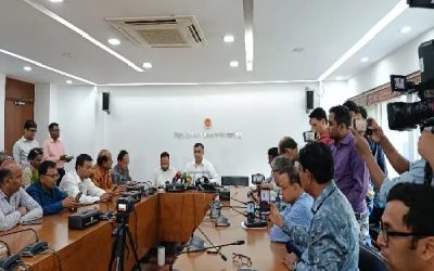 আইপিও আনতে ব্যর্থ মার্চেন্ট ব্যাংকগুলোকে বিএসইসির কড়া হুঁশিয়ারি