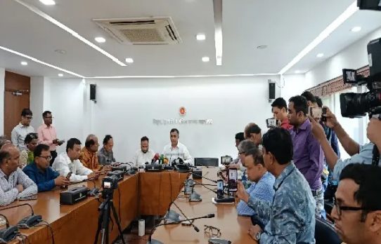 আইপিও আনতে ব্যর্থ মার্চেন্ট ব্যাংকগুলোকে বিএসইসির কড়া হুঁশিয়ারি