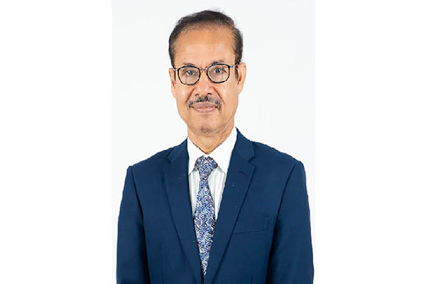 যুক্তরাষ্ট্র সফর শেষে বিএসইসি অফিসে ফিরেছেন চেয়ারম্যান মাসুদ খান