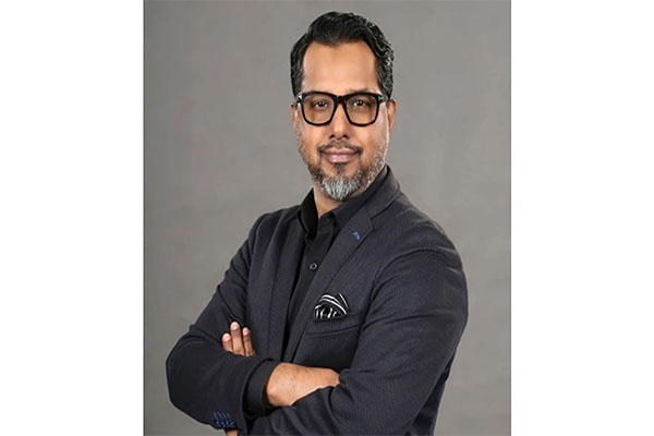বিএসইসিতে নতুন কমিশনার হিসেবে যোগ দিচ্ছেন হোসেন সাদাত